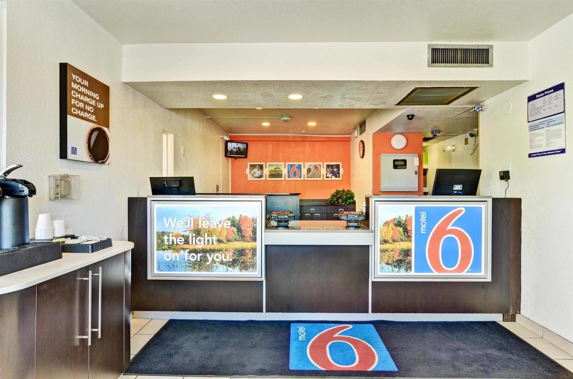 Hotel 6-pittsburgh, Pa - Crafton
